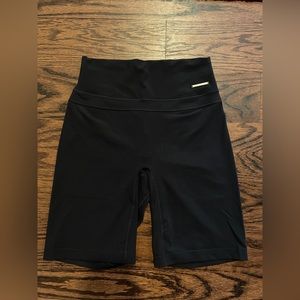 NEW GYMSHARK x WHITNEY CYCLING SHORTS